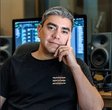 Mauricio Flores